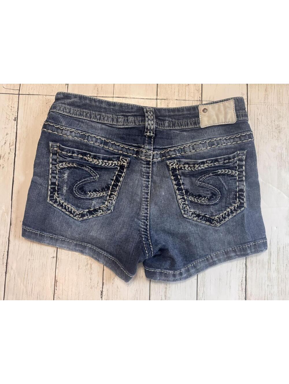 SOLD Silver Jeans Suki Y2K Denim Shorts Size 27 Distressed Embroidered Pockets